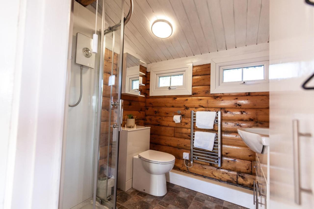 Welsh Retreat 2 Bedroom Log Cabin - Seren Property Trawsfynydd Екстер'єр фото