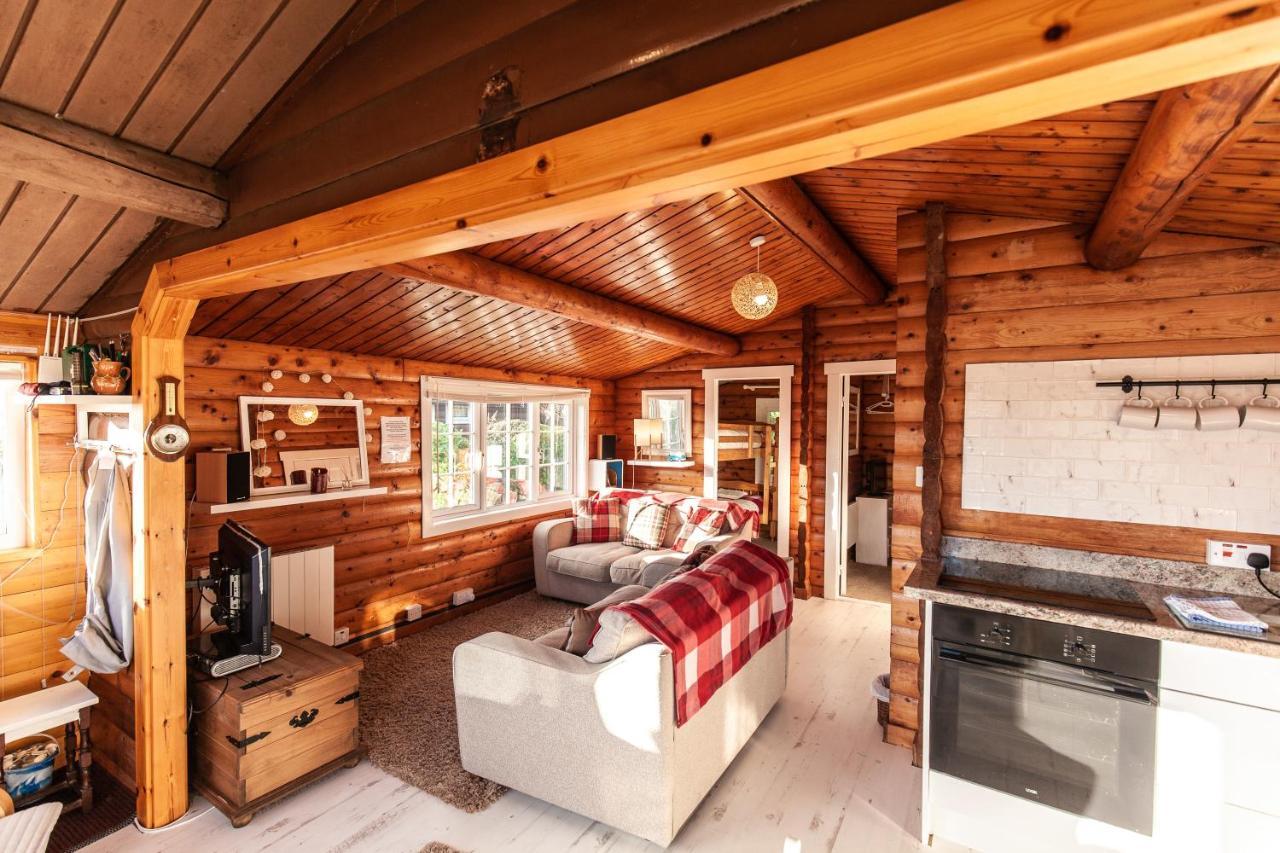 Welsh Retreat 2 Bedroom Log Cabin - Seren Property Trawsfynydd Екстер'єр фото